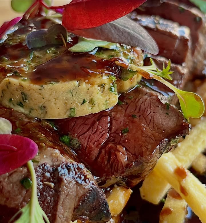 Featured image for “Steak Frites with Truffle and Café de Paris Butter at Adamstown Bowlo”