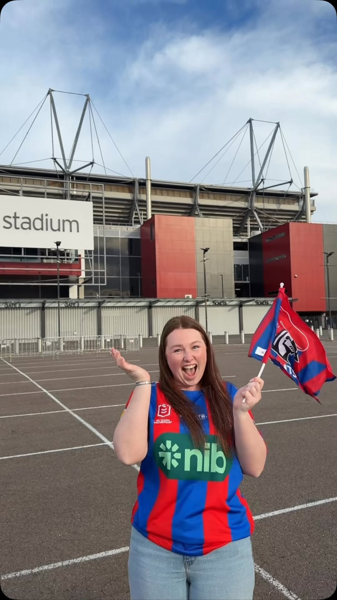 Featured image for “Knights NRL Fans Are Screaming at Adamstown Bowlo”